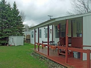 1 Pine Dr, Mayville, NY 14757