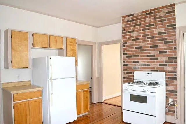 194 Gano St #1 — Photo 3