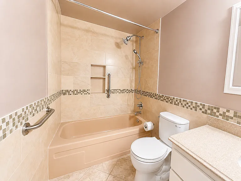 2393 SW Park Pl #106 — Photo 20