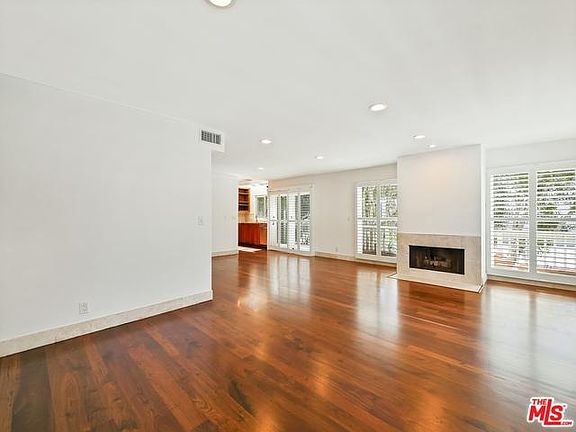 2nd image of 17 20th Ave