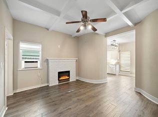 4618 McKinney St APT 1, Houston, TX 77023