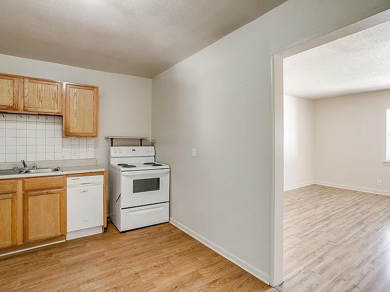3419 S University Dr #D — Photo 3