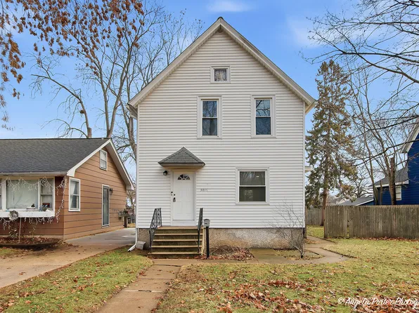 3011 Emmaus Ave, Zion, IL 60099