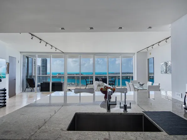 400 Alton Road #2208, Miami Beach, FL 33139