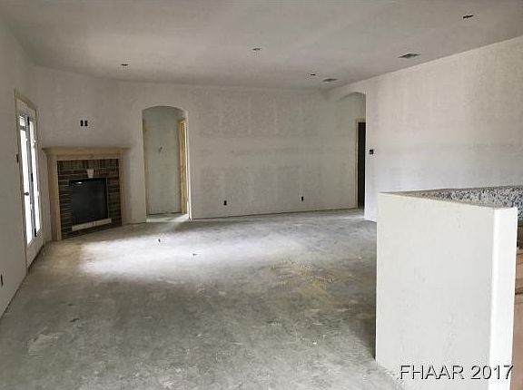 3rd image of 6504 Alvin Dr