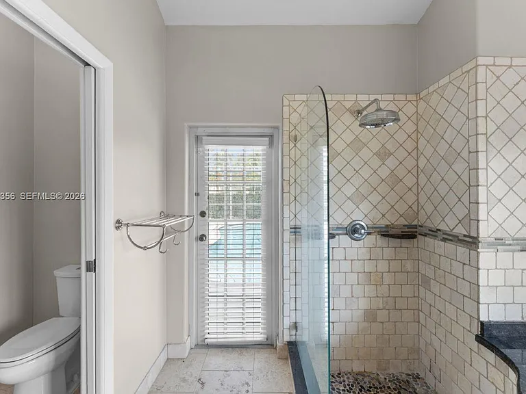 1179 Laguna Springs Dr — Photo 24
