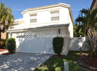 15857 NW 11th St, Pembroke Pines, FL 33028