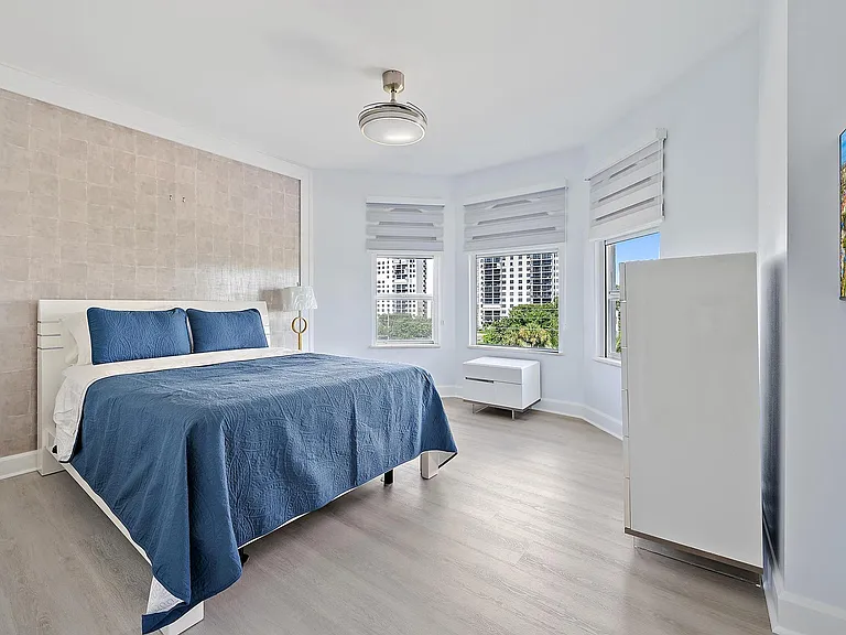 2070 N Ocean Blvd #Penthouse 4 — Photo 28