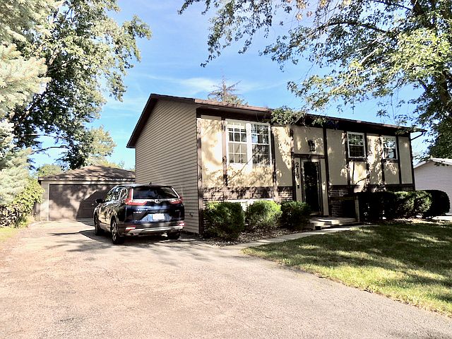 1st image of 216 Galewood Dr