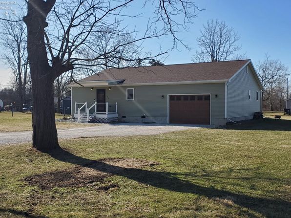 319 Monroe St, Bettsville, OH 44815