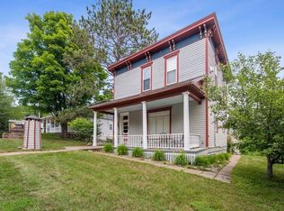 20 N Broad St, Bayfield, WI 54814