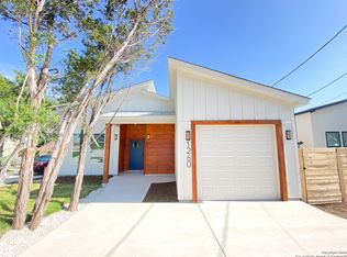 1260 Live Oak Dr, Spring Branch, TX 78070