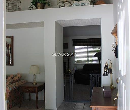 4th image of 1629 Indian Wells Dr