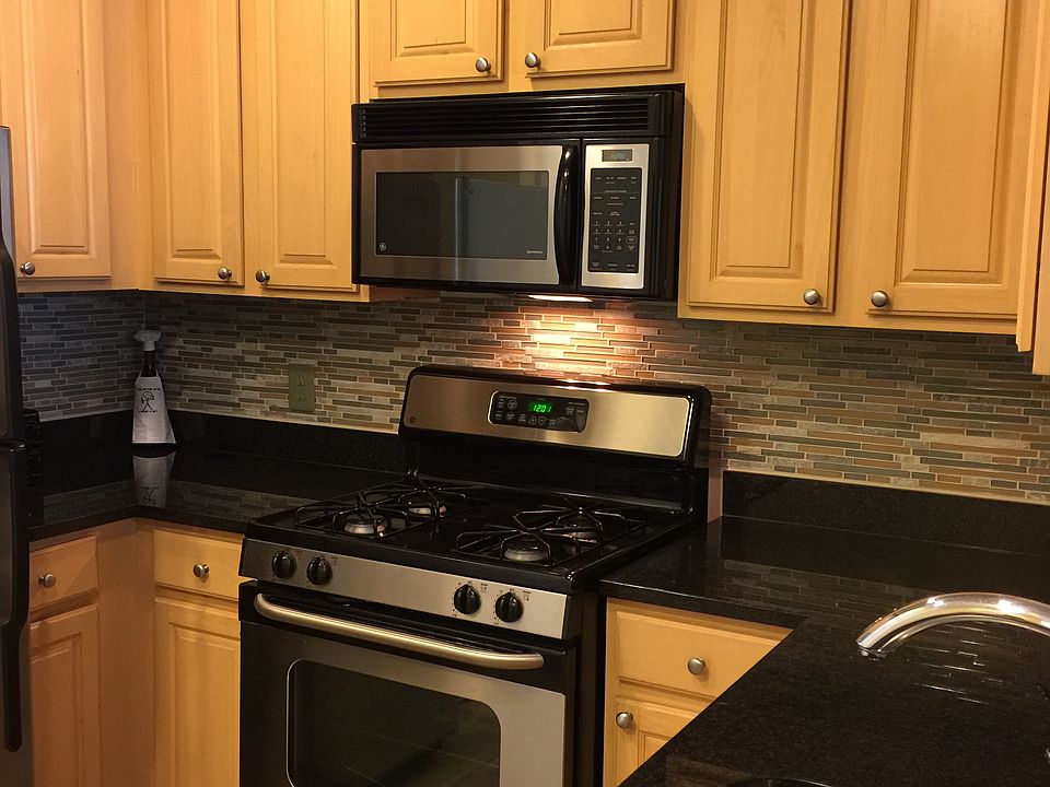 1st image of 2321 25th St S #2111