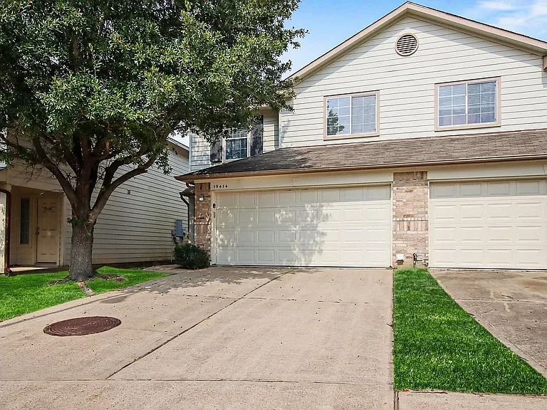 19414 Dry Canyon Ct — Photo 3