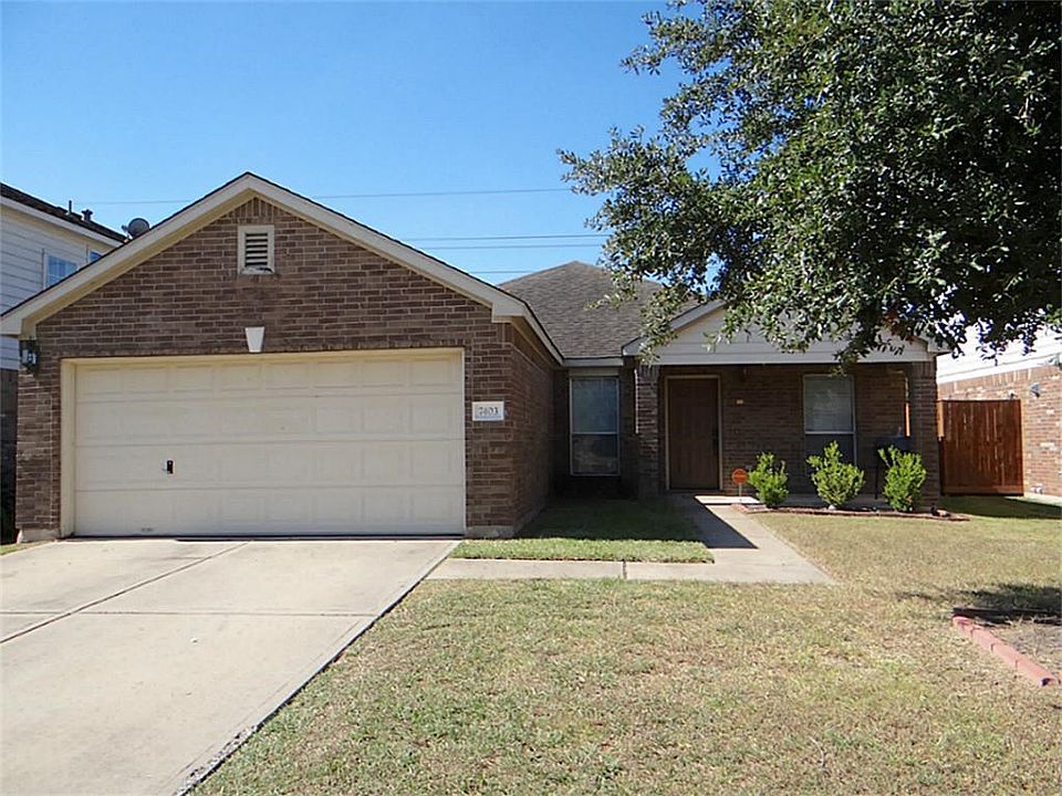 Are you ready to call this charming one story home?  This 3 bdrm + a spacious study awaits you in highly rated Cy-Fair schools with a brand new high school being built around the corner.  Green space and open pastures are your rear neighbors!