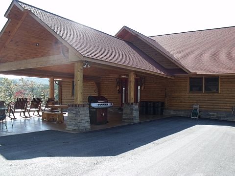 2 Car CarportParty area