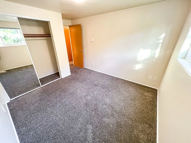 IRO Apartments — Photo 51