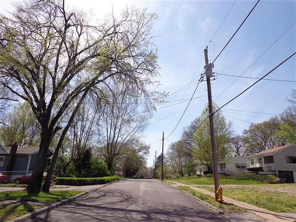 2nd image of 251 Commerce Ave