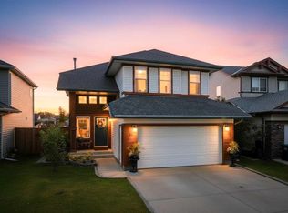 56 W Jones Cres, Red Deer, AB T4P 4A8