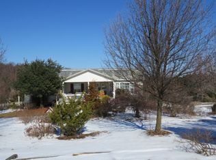 155 Green Valley Dr, Palmerton, PA 18071