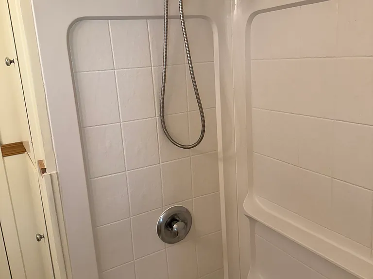 1205 E Mifflin St #3 — Photo 8
