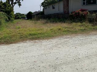 404 Lee Ave, Half Moon Bay, CA 94019