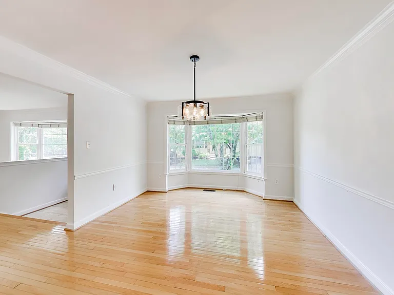 12015 Montrose Village Ter — Photo 22