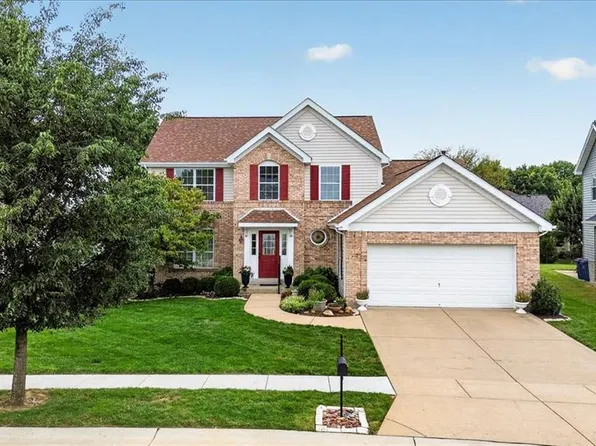 259 Cheval Square Dr, Chesterfield, MO 63005
