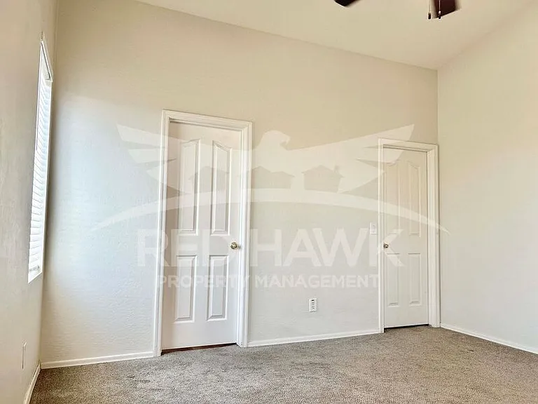 38564 N La Grange Ln — Photo 10
