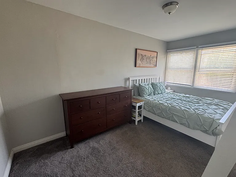 221 S Fonda St — Photo 9