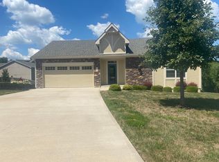 6220 W 22nd Ct, Lawrence, KS 66049