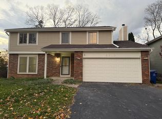 6213 Rockland Dr, Dublin, OH 43017