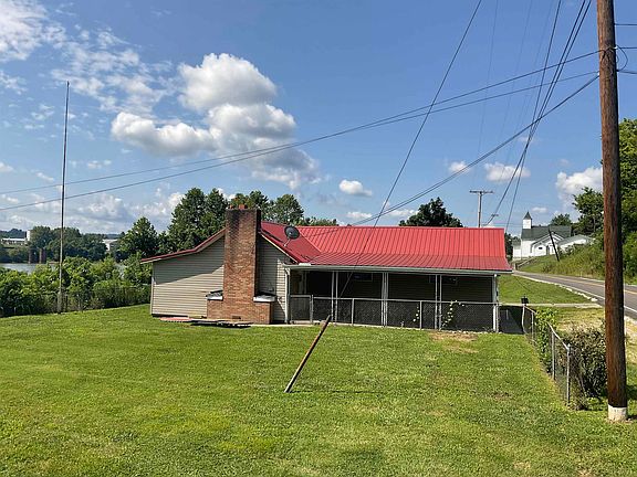 3rd image of 764 County Road 3