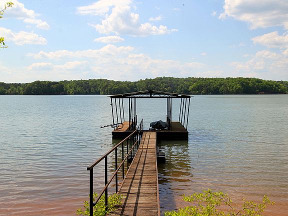 4th image of 138 Indian Hills Dr