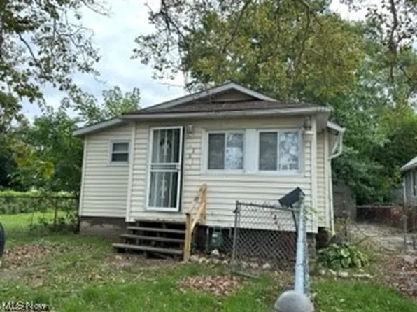 1281 E 168th St, Cleveland, OH 44110