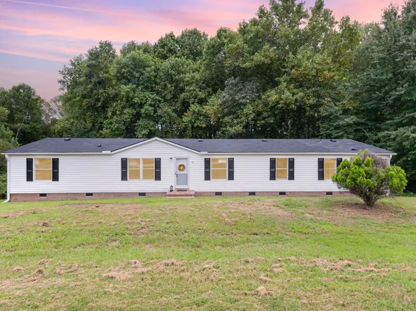 220 Zeb Ln, Benson, NC 27504