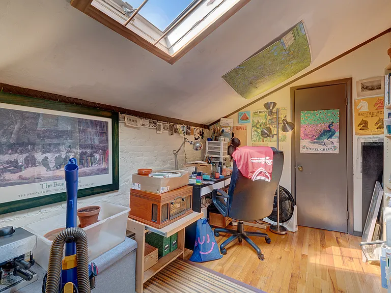 7 Trumbull St #4 — Photo 10