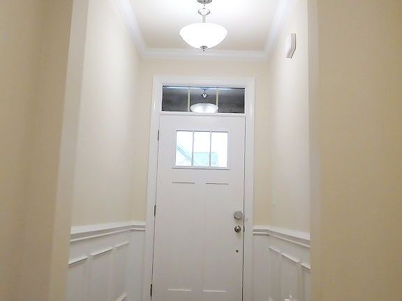 3rd image of 9311 Glenburn Ln