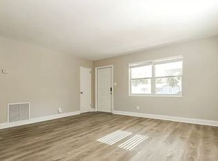 390 Gail Ave #390, Greer, SC 29651