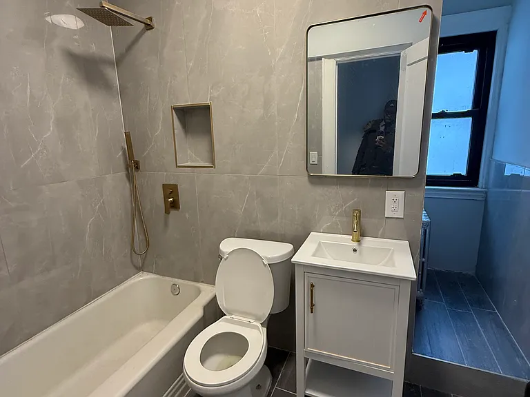 4401 Mundy Ln #2 — Photo 3