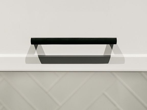 2nd image of 67 Wall St APT 13C