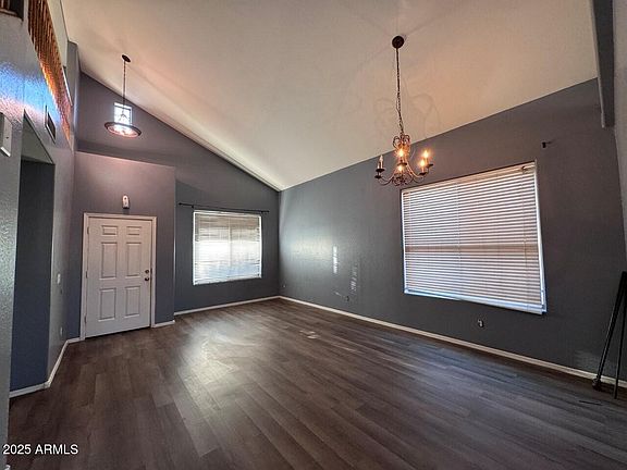 4th image of 3229 S 93RD Avenue