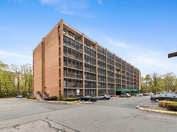 2nd image of 235 Winthrop St APT 4401