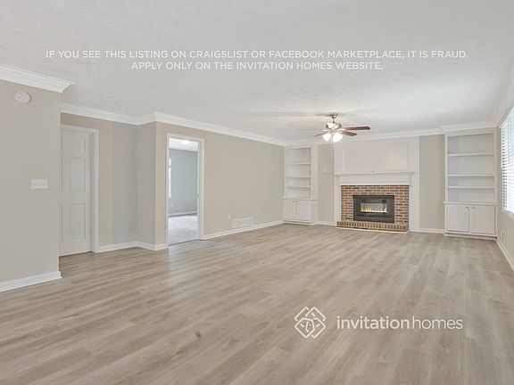 5th image of 994 Oak Moss Dr
