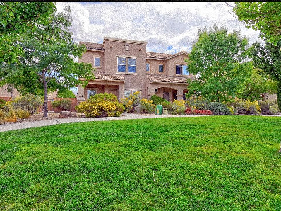 1st image of 11004 Marina Gate Trl NE