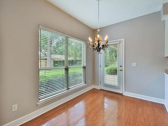 5th image of 6861 San Jose Blvd