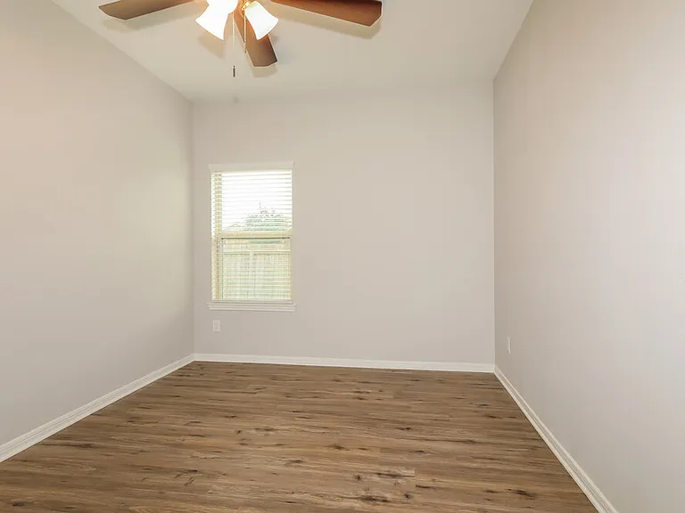 23006 Silver Linden Ct — Photo 14