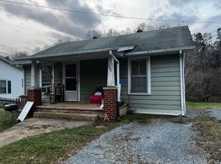 1298 Lynch Rd, Altavista, VA 24517