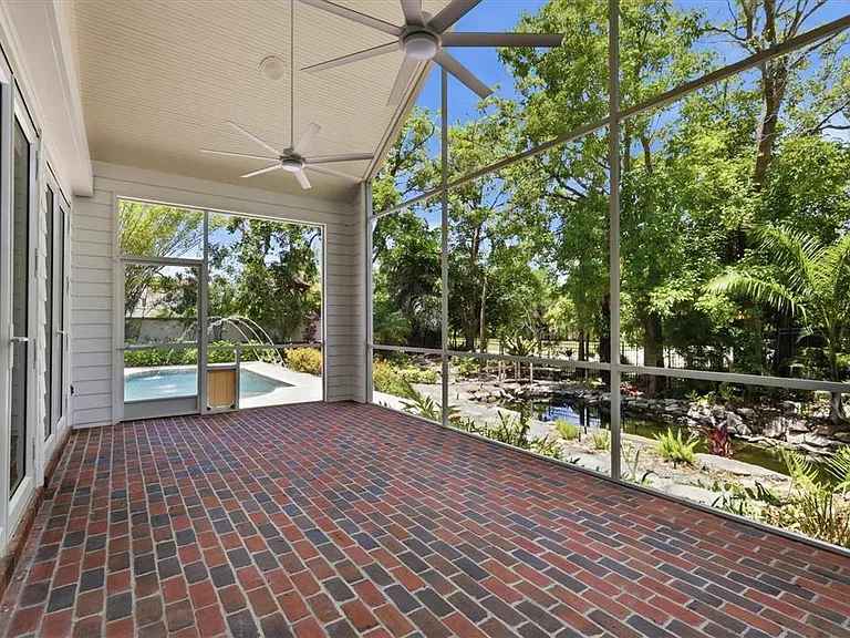 1351 Dixie Lee Ln — Photo 28
